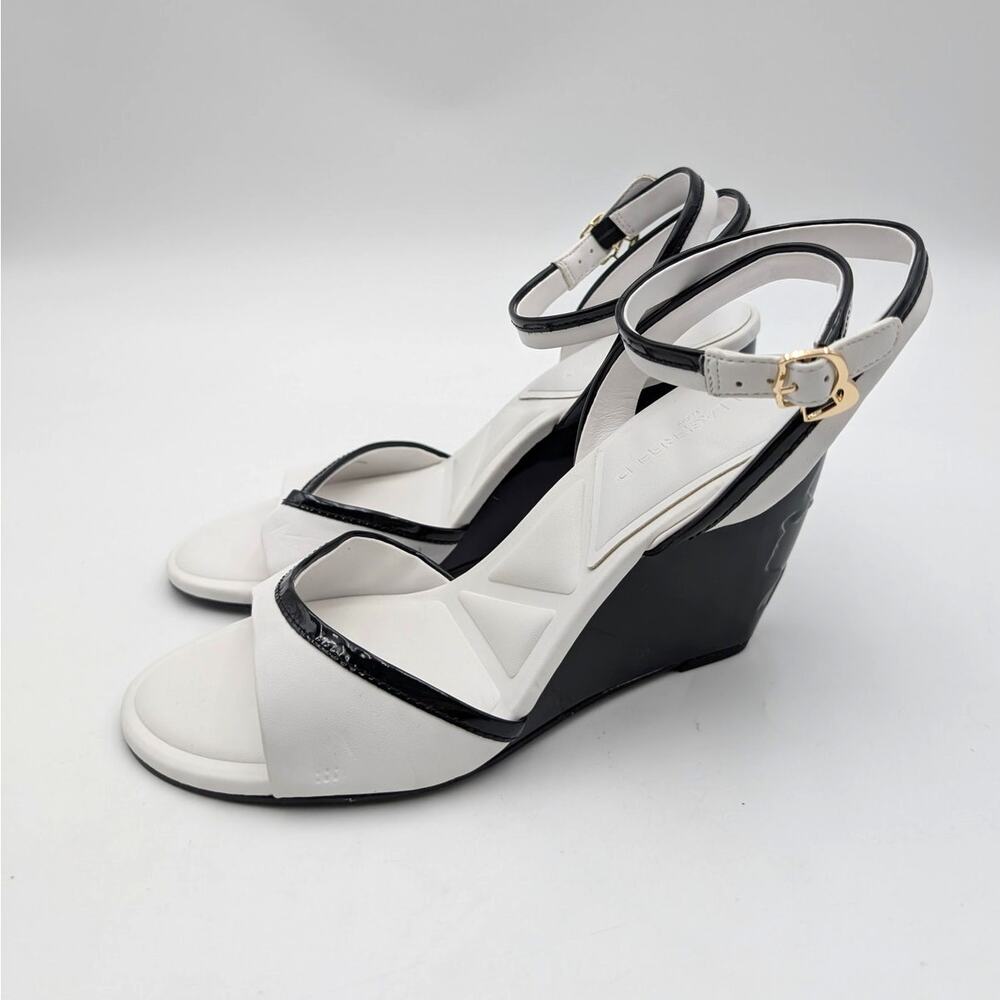 Karl Lagerfeld Paris Kersey Wedge Sandal Women's Bright White Size US8M EU38.5